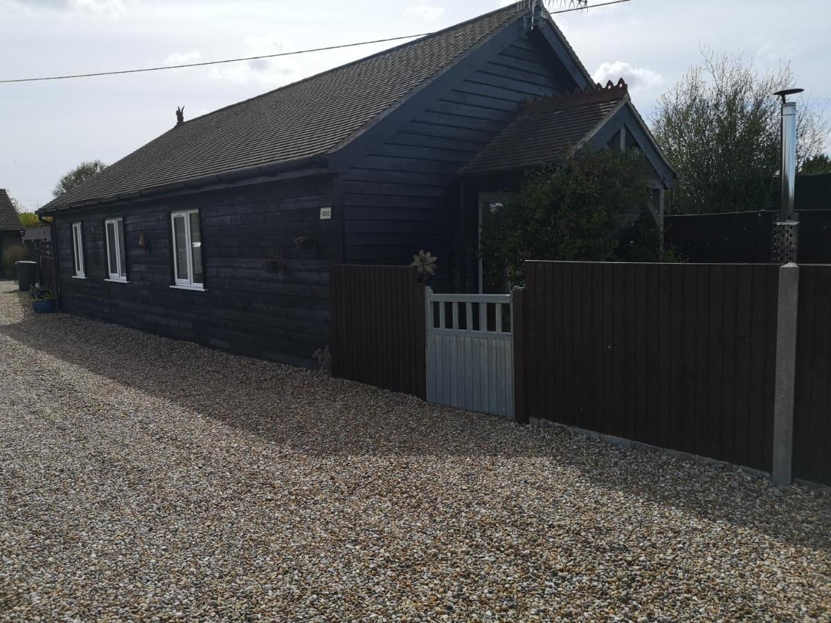 Oak Cottage With Private Log Fired Hot Tub Maidstone Eksteriør billede